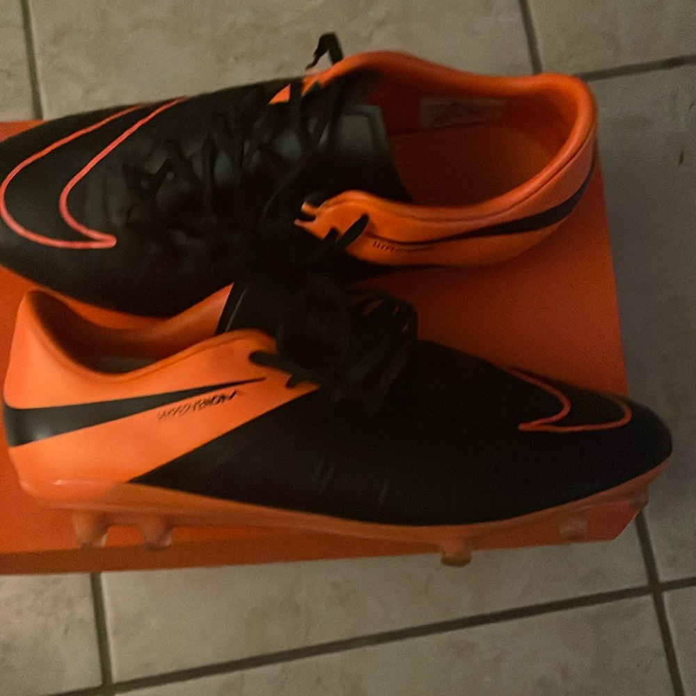 NIKE HYPERVENOM PHINISH LEATHER FG BLACK/ORANGE